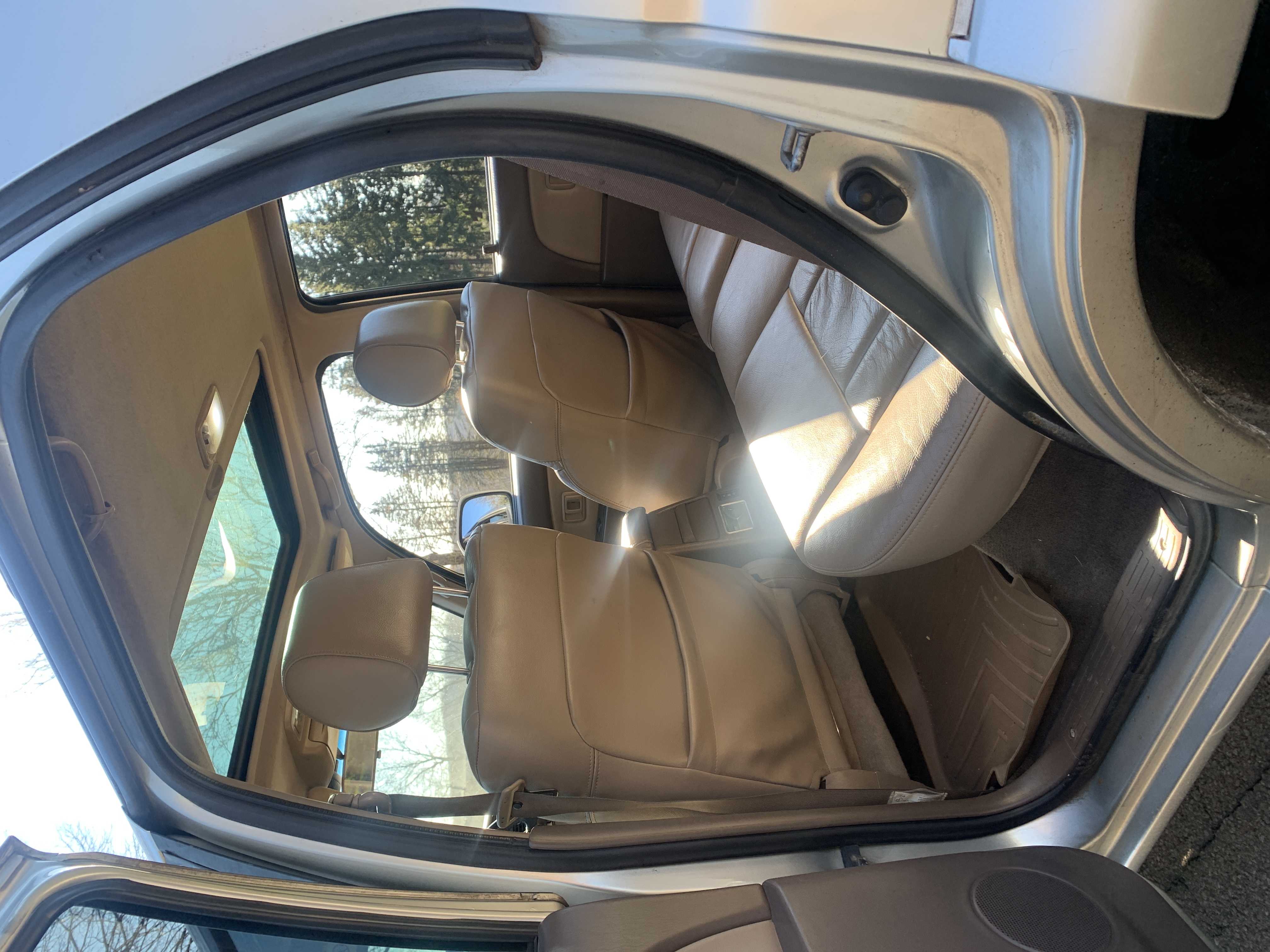 2002 Toyota 4Runner SR5 THIRD GENERATION - 3rd Gen 3.4L V6 4×4 - BEAUTIFUL - RUNS GREAT - HIGH MECHANICAL BASELINE - New Timing Belt, New Waterpump, New Head Gaskets, New Radiator, New Alternator, New Brakes, New Valve Cover Gaskets, New Wildpeak Tires, New Shocks, New Muffler / Exhaust, New HID Headlights, Frame is Clean and solid, Cleaned and Undercoated - MORE — photo 16